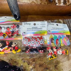 DISNEY BUTTONS! Mickey & Mini Mouse
