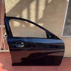 17-21 MERCEDES E CLASS~ FRONT RIGHTSIDE PASSENGER DOOR SHELL