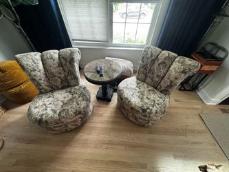 Chairs swivel