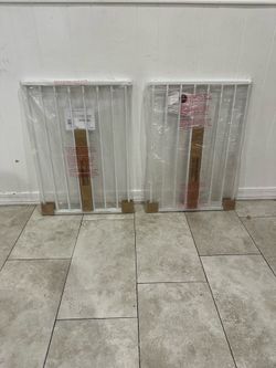 Wide Pet Gate / Safety Gate - Fits Openings 24” - 40.5”
