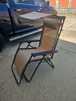Zero Gravity Recliner Chair with Canopy