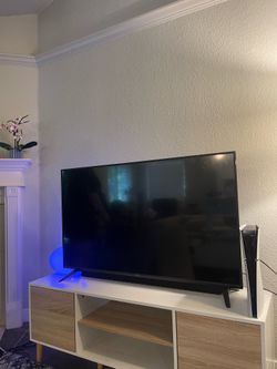 VIZIO V-Series 50” 4K Ultra HD Smart TV