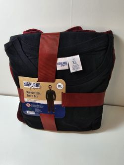 NWT SOFT & SNUGGLY MICROFLEECE PAJAMA SET FOR MEN XL