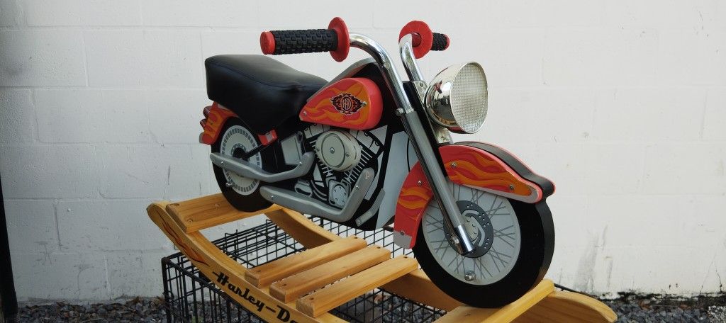 Harley-Davidson Roaring Softail Rocker