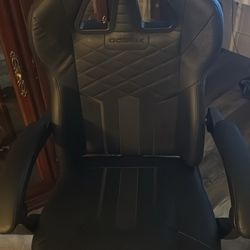 gaming chair