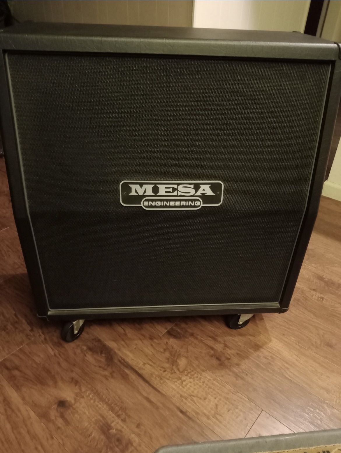 Mesa Boogie Guitar Amp Cabinet