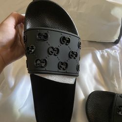 Women’s Size 10 Gucci Slides 