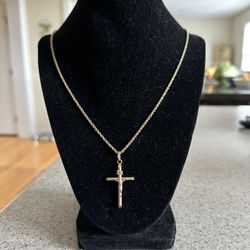 14kt solid yellow gold rope chain with cross pendant