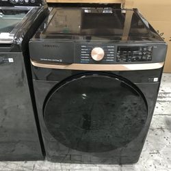 Samsung 5 cu. ft. Extra Large Capacity Smart Front Load Washer