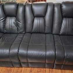 Kingvale black power reclining sofa
