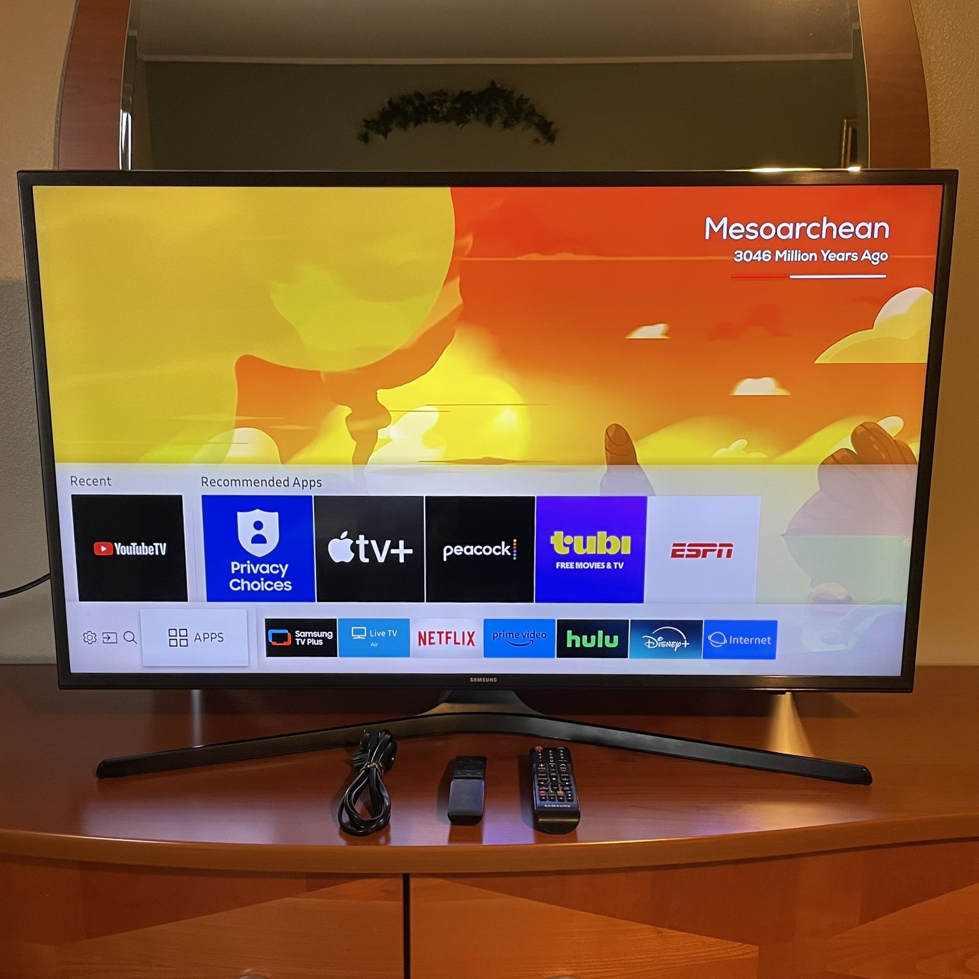 Samsung 43 Inch 4K Flat MU6300 Series 6 HDR Smart TV — w/All Originals