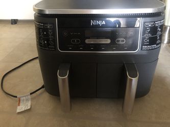 Ninja DZ401 Foodi 10 Quart 6-in-1 DualZone XL 2-Basket Air Fryer for Sale  in Washington, DC - OfferUp