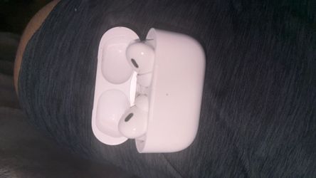 Air pods pro 80$