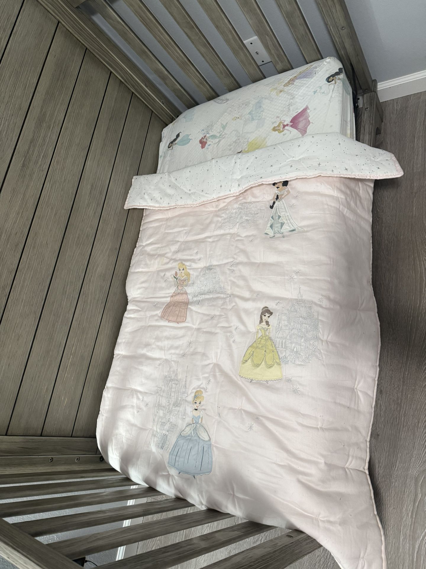 Pottery Barn Disney Princess Castles Baby Quilt