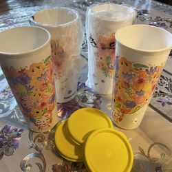 Tupperware Americano Set De 4 Vasos A $20 Cada Set