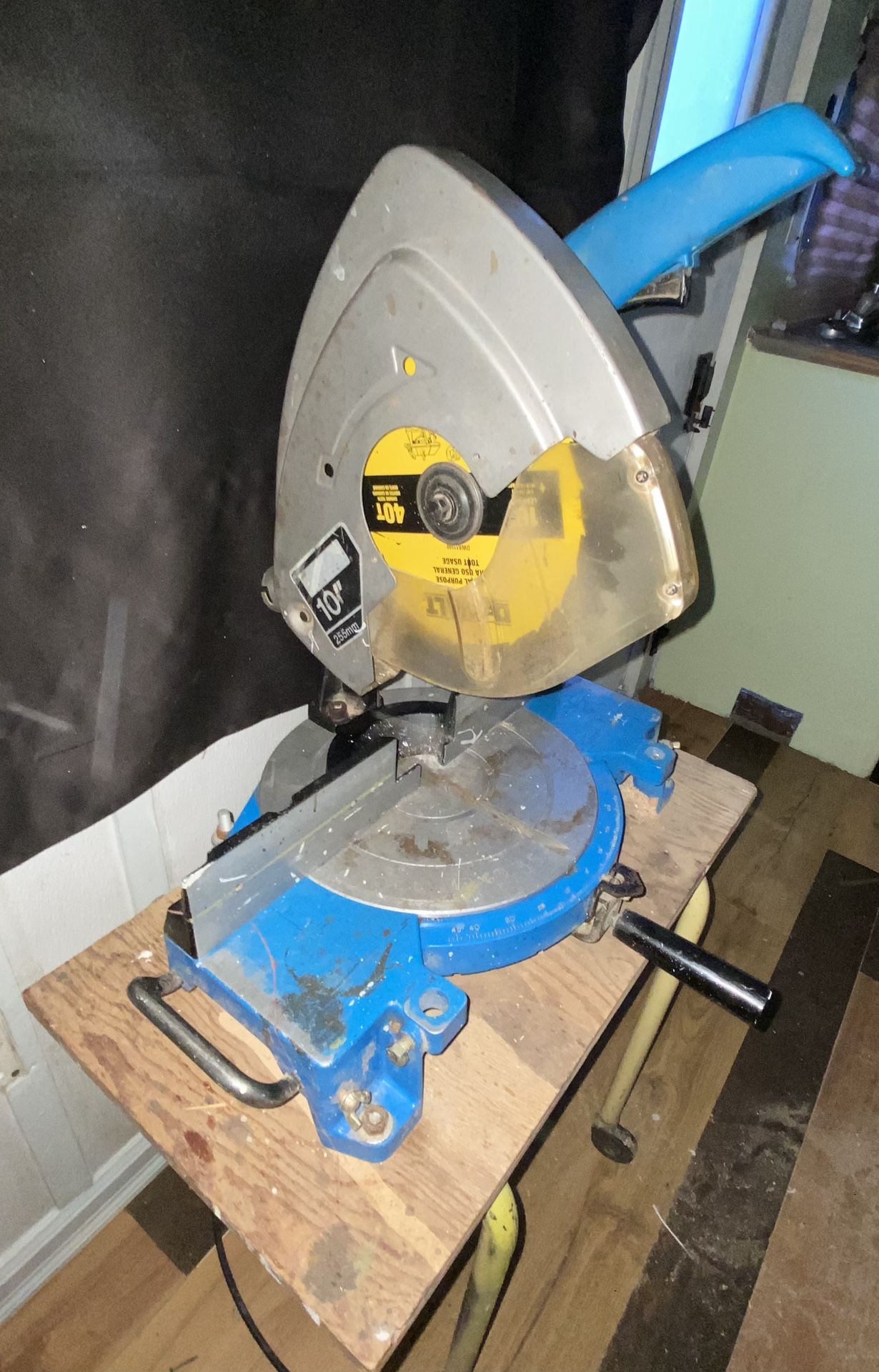 Old School Metal Body Ryobi 10” Miter Saw