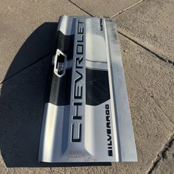 Chevy Silverado 1500 Tailgate Oem