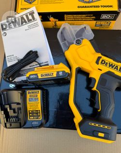 DEWALT 20V MAX Cordless Battery Powered Pruner Kit with Battery & Charger