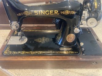 Singer 99 With Bent Wood Case