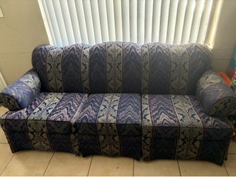 Free 3-seater sofa