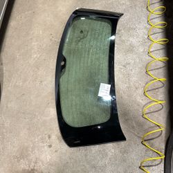 Back Windshield (Fb23745 GTY)