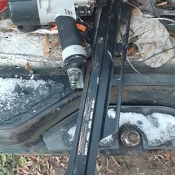 PNEUTOOLS NAIL GUN
