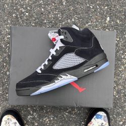 Jordan 5 Metallic Black