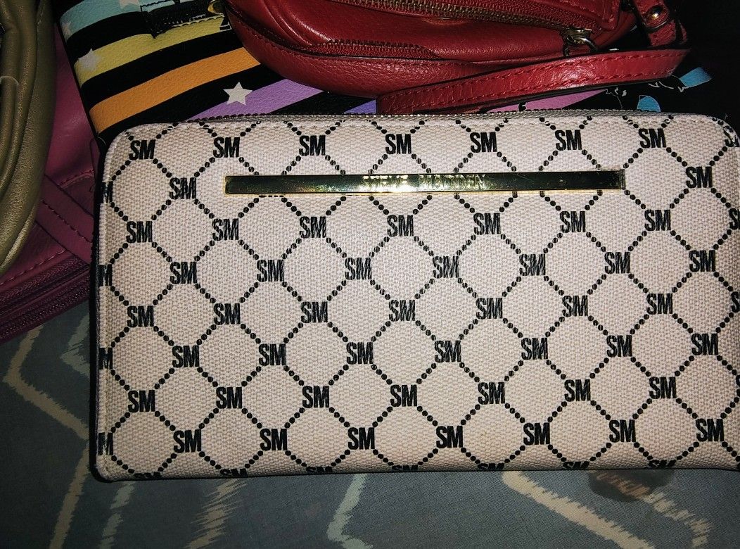 Nwt Steve Madden Girl Wallet
