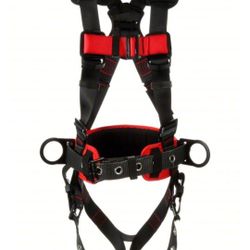 Saftey Harness With Single Retractable. Brand New!! Over 350 Value. 