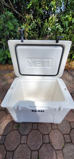 Yeti Cooler for Sale in Largo, FL - OfferUp