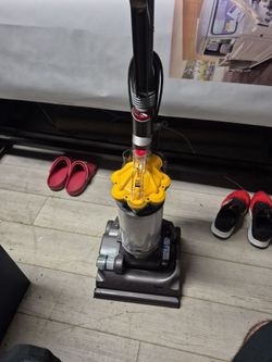 Dyson Vaccum