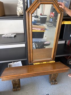 Entry Table And Mirror