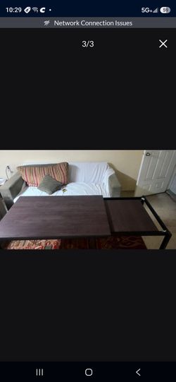Expandable dinning table