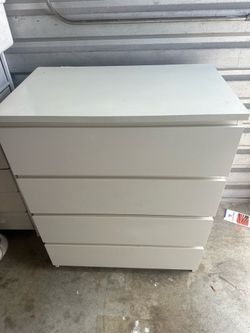 4 drawer white dresser