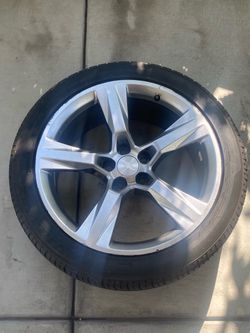 20 inch Camaro rims with new tires