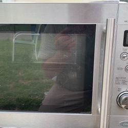 Microwawe Grilling Oven  Wery Good 80$