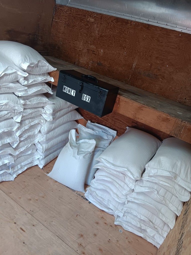Self Serve Feed Corn Deer Mix