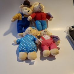 Four  8"  Bernstein Bear Family Plush. No Baby