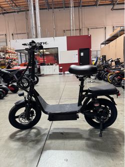 Electric scooter