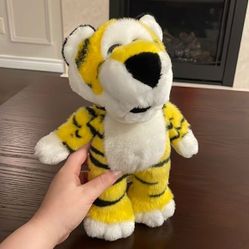 Purr-fection MJC Yellow and Black Tiger Vintage 1992 Excellent Condition 13” 