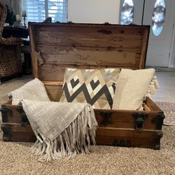 Beautiful Steamer Trunk