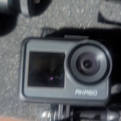Akaso Brave 7 Action Camera Bundle