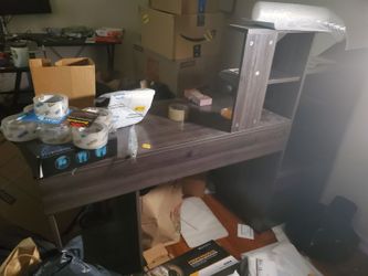 Computer desk