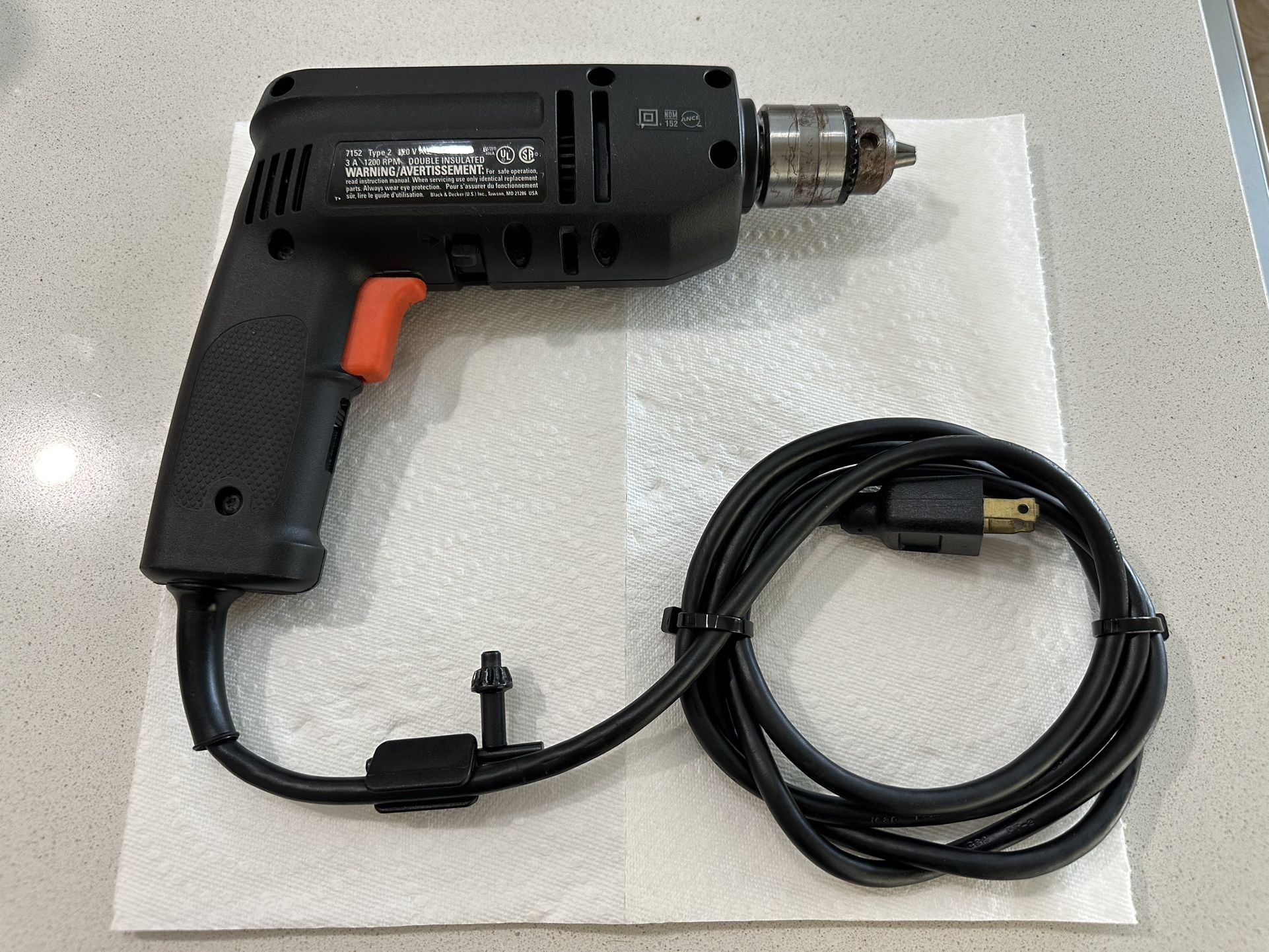 Black and Decker 3 8 Reversible Drill Model 7152. for Sale in Miami FL OfferUp