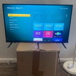 Hisense 32” Roku Smart TV