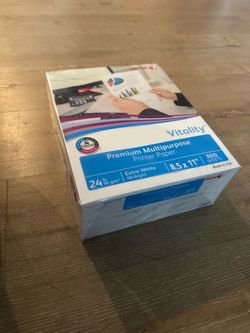 Xerox white printer paper 8.5x11” NEW 800 sheets
