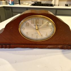 1947 General Electric 414 Westminster Chime Mantel Clock