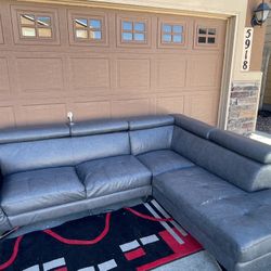 Leather Sectional - FREE DELIVERY 🚚 