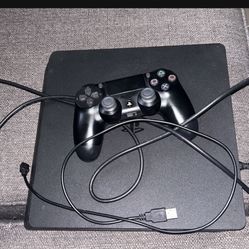 PS4 Slim