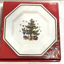 Never Used Vtg Christmastime by NIKKO Japan - Set of 4 8.25” Plates in Original Box   4 boxes Available - $20 per Box of 4 plates 